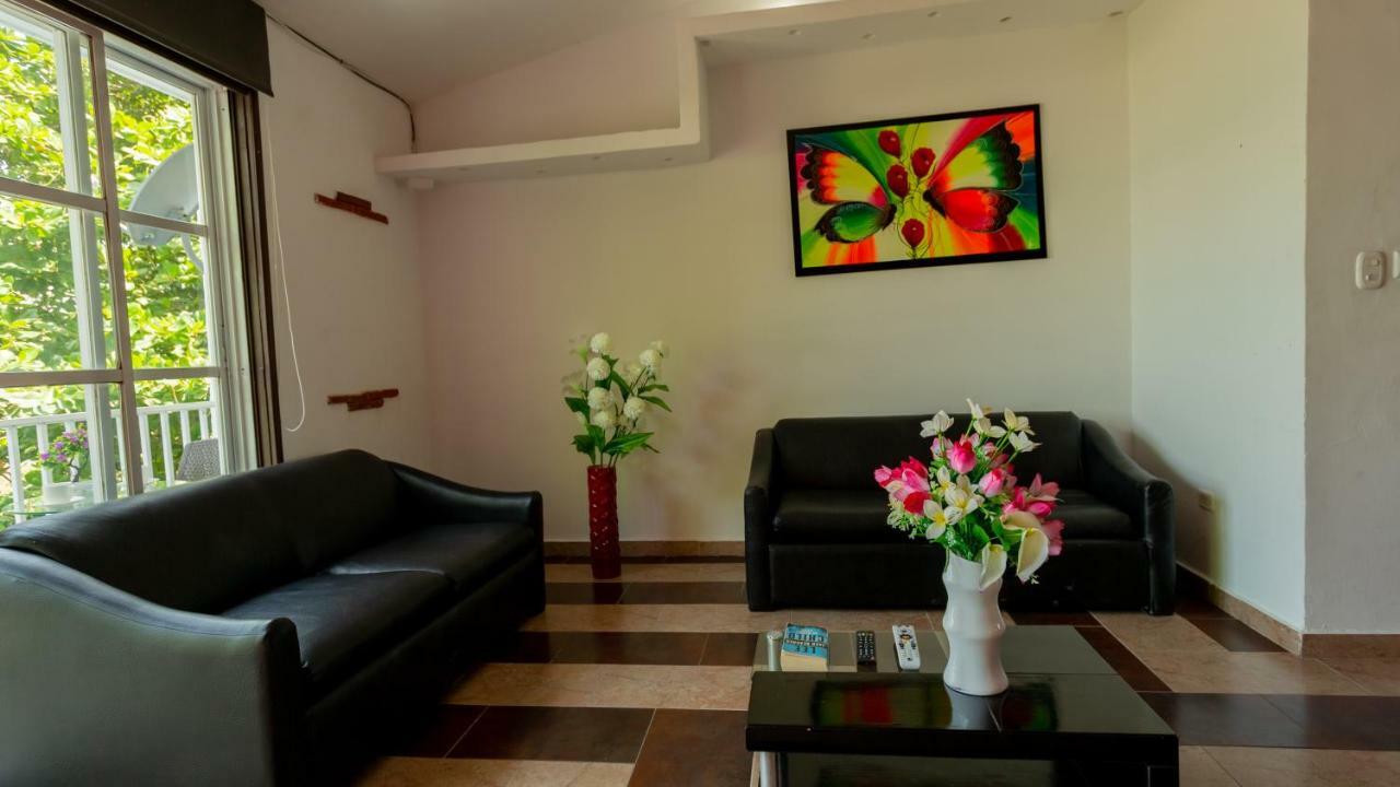 Hollywood Beach Suite Cartagena Exterior foto